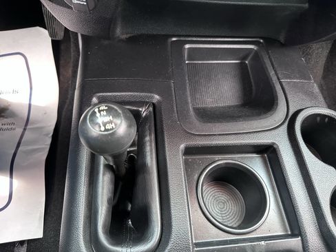 Used 2016 RAM 2500 Tradesman w/ Chrome Appearance Group image 26