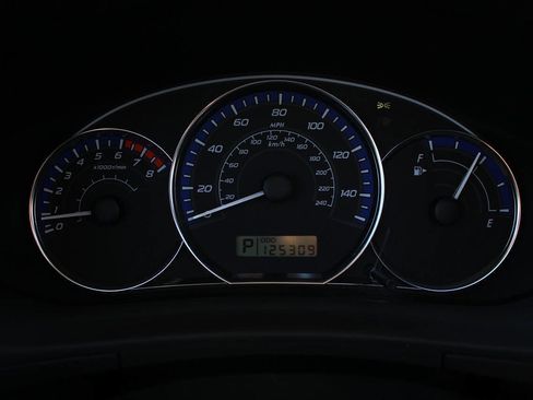 Used 2010 Subaru Forester 2.5X Premium image 14