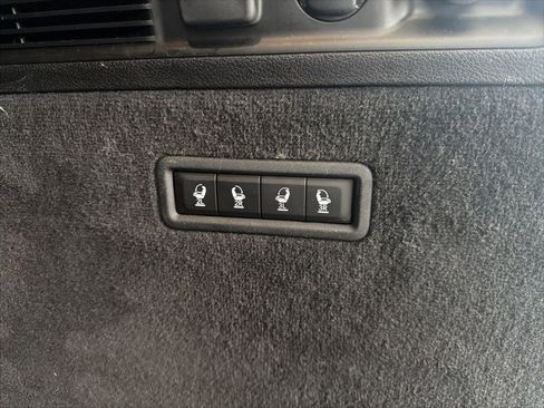Used 2023 Jeep Grand Wagoneer Series II AWD/4WD image 19