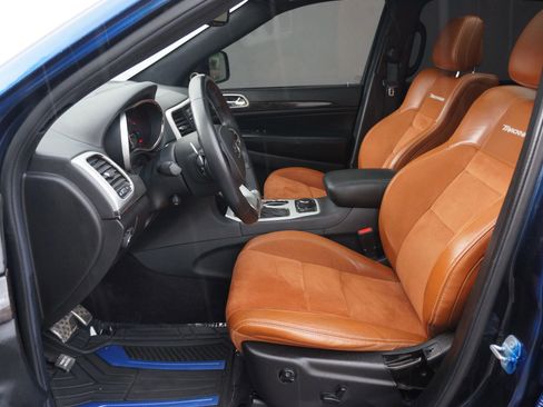 Used 2018 Jeep Grand Cherokee Trackhawk w/ Trailer Tow Group IV image 18