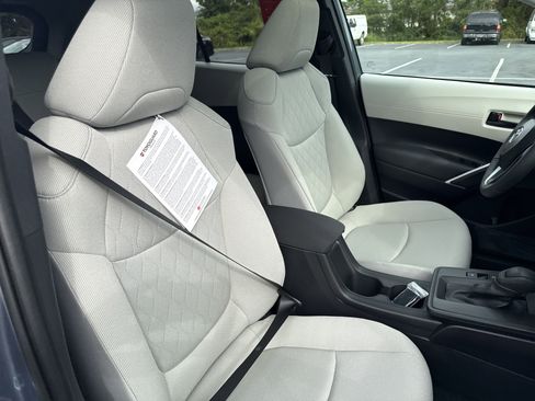 New 2026 Toyota Corolla Cross LE w/ Moonroof Package FWD image 37