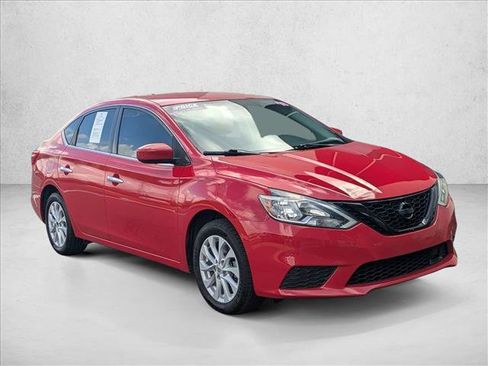 Used 2018 Nissan Sentra SV image 3