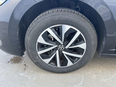 Used 2023 Volkswagen Jetta S image 11