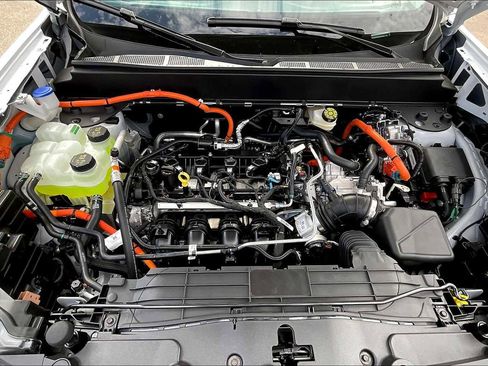 New 2025 Ford Maverick XL image 15