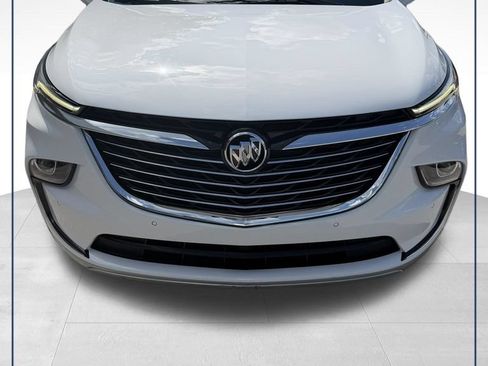 Used 2024 Buick Enclave Essence FWD image 1