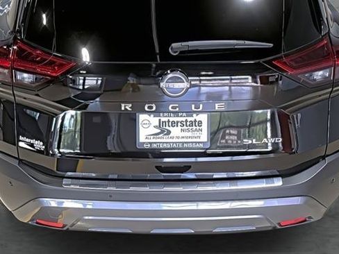 Used 2023 Nissan Rogue SL w/ SL Premium Package AWD/4WD image 12