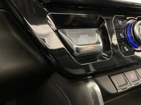 Used 2025 GMC Sierra 2500 Denali w/ Denali Reserve Package AWD/4WD image 24