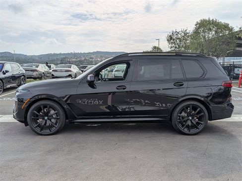 New 2026 BMW X7 xDrive40i w/ M Sport Package image 5
