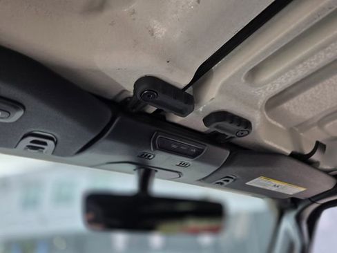 Used 2023 Jeep Wrangler Unlimited Sahara image 38