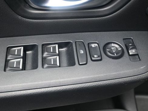 Used 2023 Honda Pilot Touring image 17