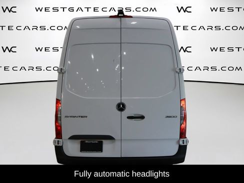 Used 2021 Mercedes-Benz Sprinter 2500 w/ Driver Convenience Package image 7