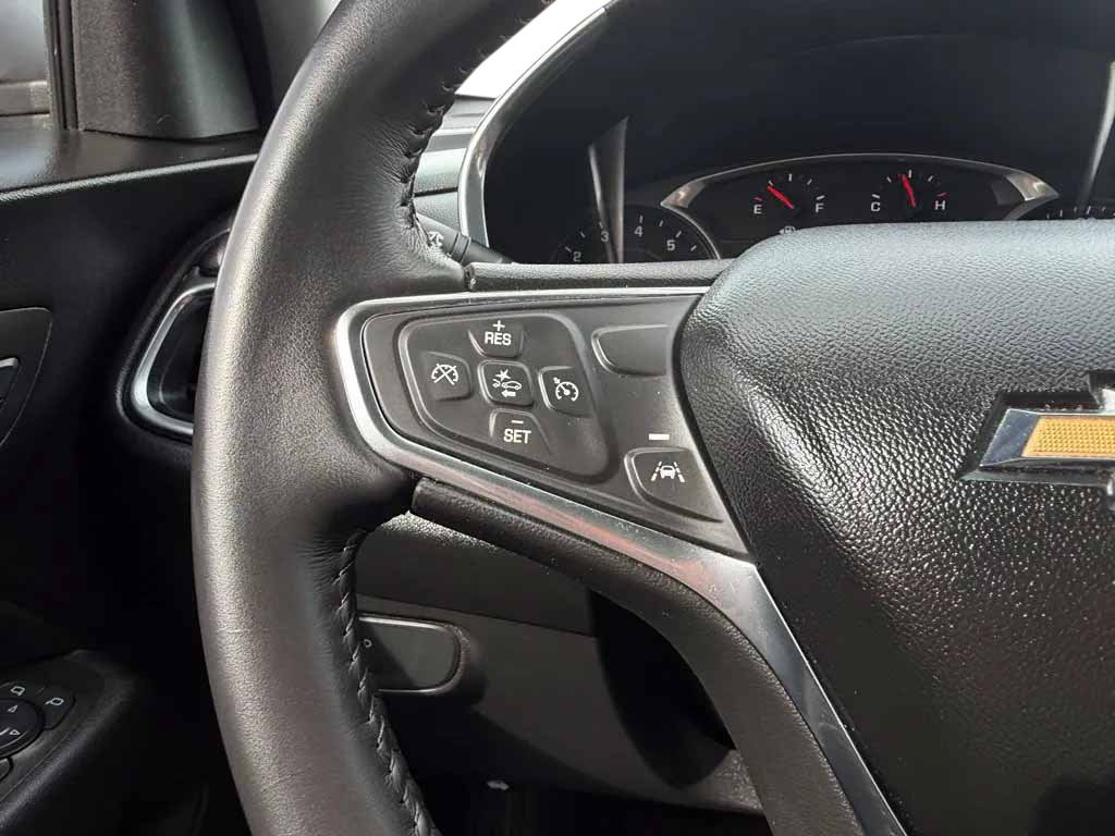 Used 2022 Chevrolet Equinox LT AWD/4WD image 16
