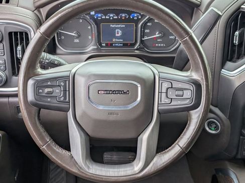Certified 2022 GMC Sierra 2500 Denali w/ Denali Ultimate Package AWD/4WD image 11