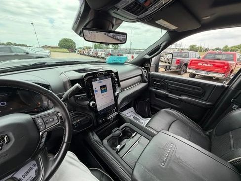 Used 2024 RAM 3500 Limited AWD/4WD image 17