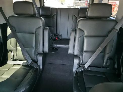 Used 2020 GMC Yukon SLT w/ HD Trailering Package AWD/4WD image 36