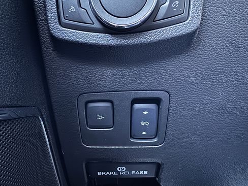 Used 2017 Ford F350 Lariat w/ Lariat Ultimate Package image 26