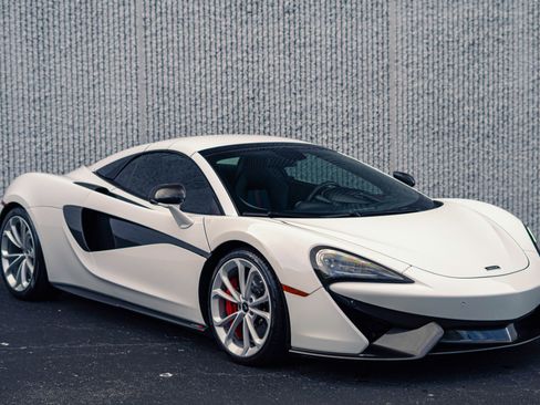 Used 2019 McLaren 570S Spider RWD image 37