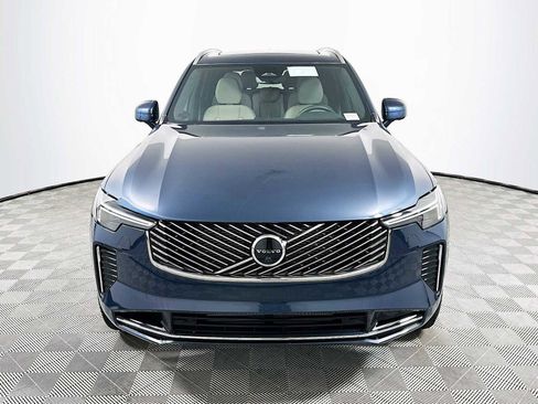 New 2026 Volvo XC90 T8 Plus w/ Protection Package Premier image 2