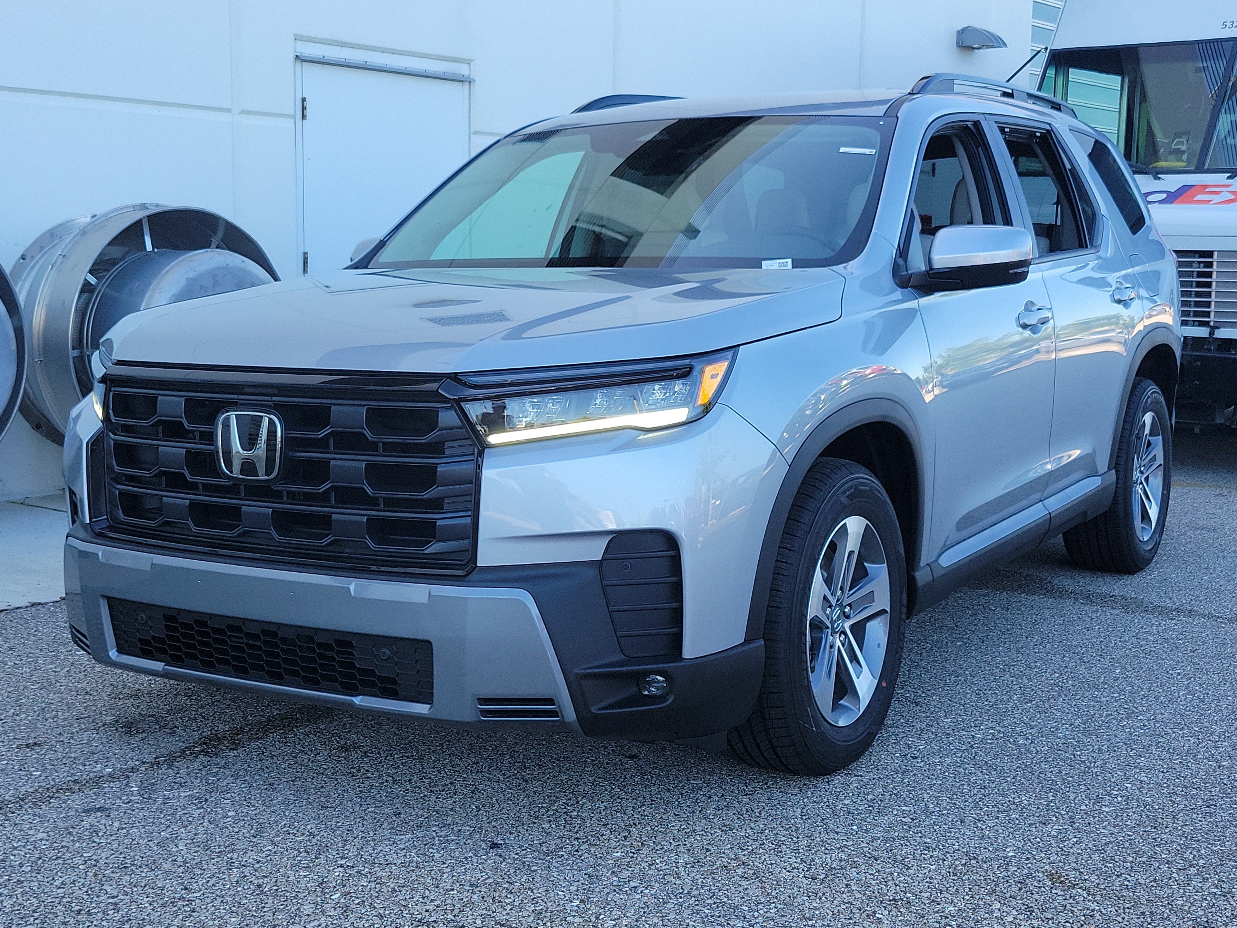 New 2026 Honda Pilot EX-L image 3