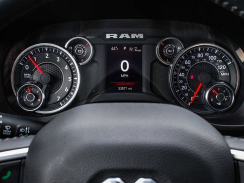 Used 2023 RAM 1500 Big Horn AWD/4WD image 16