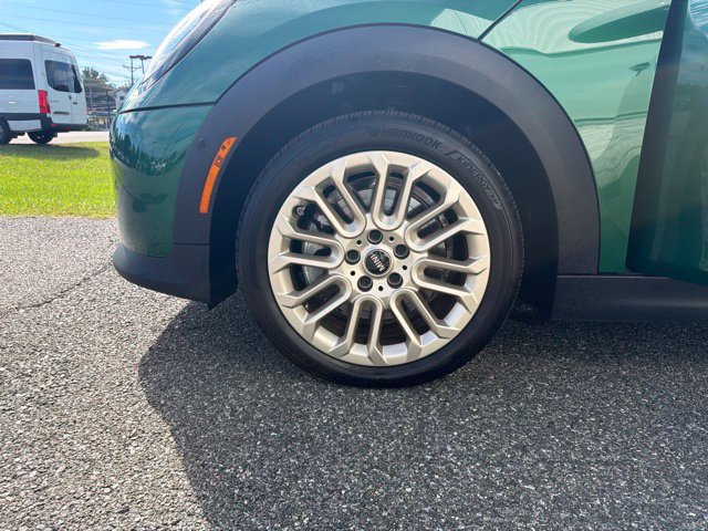 Used 2025 MINI Cooper S FWD image 24
