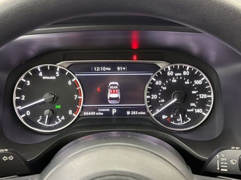 Used 2024 Nissan Rogue SV FWD image 21