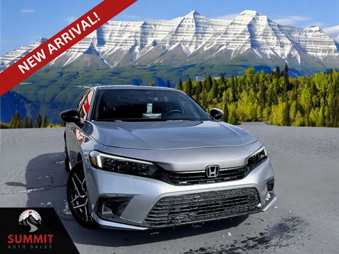Used 2023 Honda Civic Sport image 1