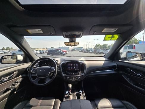 Used 2023 Chevrolet Traverse RS w/ LPO, Floor Liner Package AWD/4WD image 20