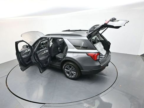 New 2026 Ford Explorer Active AWD/4WD image 39
