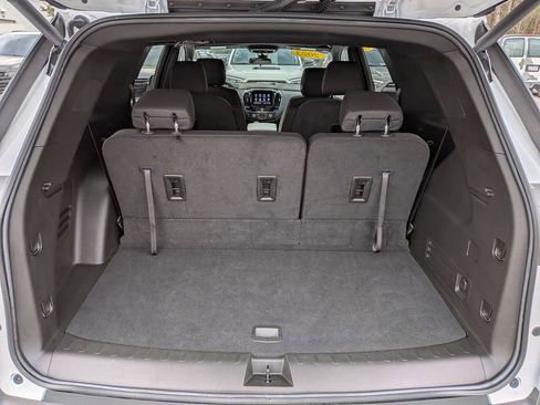 Certified 2023 Chevrolet Traverse LT image 13
