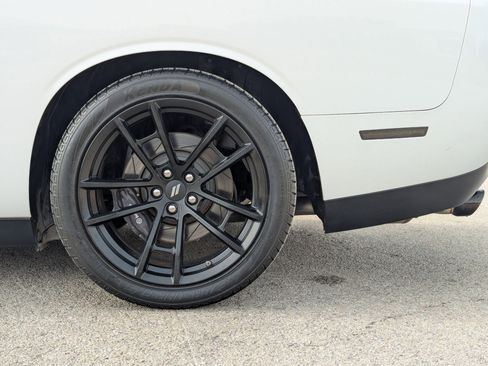 Used 2018 Dodge Challenger T/A image 29