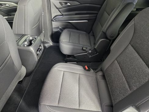New 2026 Chevrolet Traverse LT w/ Midnight/Sport Edition FWD image 33