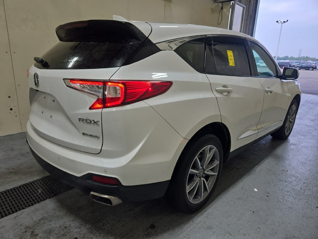 Used 2022 Acura RDX w/ Technology Package AWD/4WD image 2