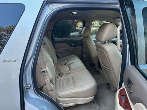 Used 2012 GMC Yukon SLT w/ SLT-2 Equipment Package image 40