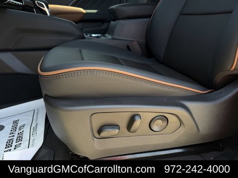 New 2026 GMC Canyon AT4 w/ Technology Plus Package AWD/4WD image 24