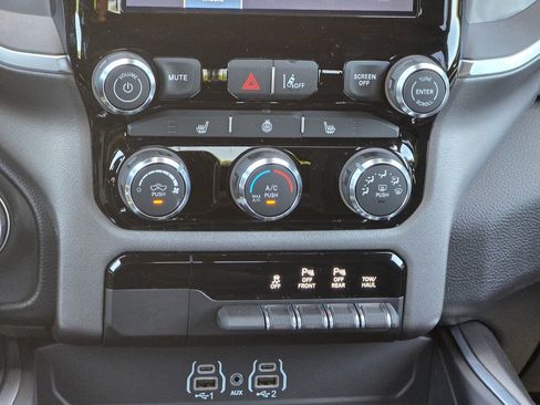New 2026 RAM 1500 4x4 Crew Cab image 29