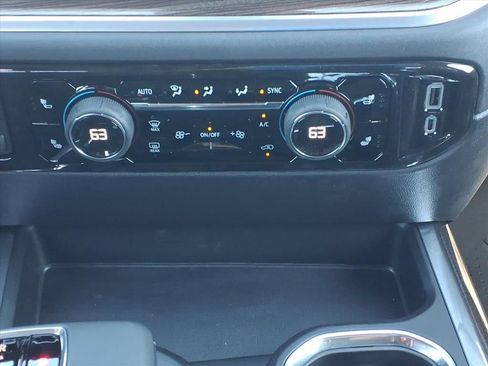 New 2026 Chevrolet Silverado 1500 LT w/ All Star Edition Plus image 17