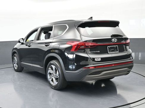 Used 2023 Hyundai Santa Fe SE image 4