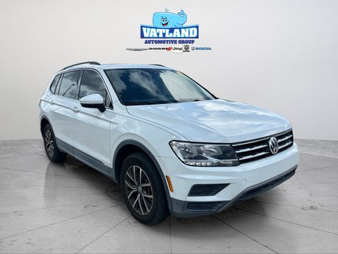 Used 2019 Volkswagen Tiguan SE w/ Panoramic Sunroof Package FWD image 7