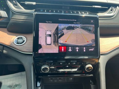 Used 2022 Jeep Grand Cherokee Summit w/ Advanced Protech Group IV image 25