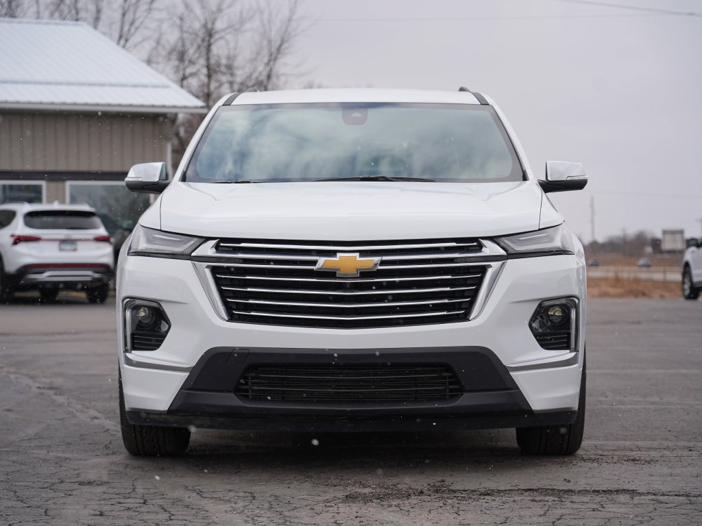 Used 2023 Chevrolet Traverse Premier AWD/4WD image 8