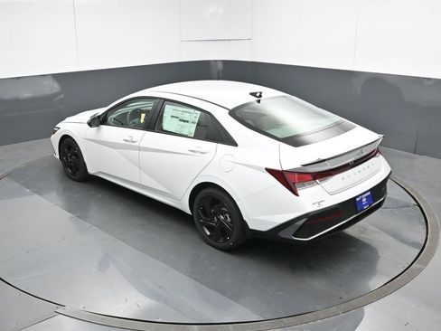 New 2026 Hyundai Elantra Sport FWD image 20