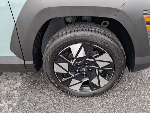 Used 2025 Hyundai Kona SEL image 9