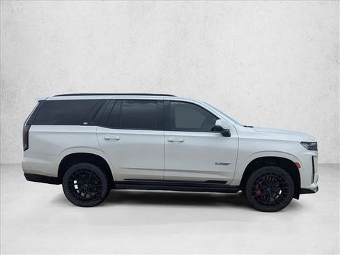 Used 2023 Cadillac Escalade V w/ LPO, ONYX Package AWD/4WD image 3