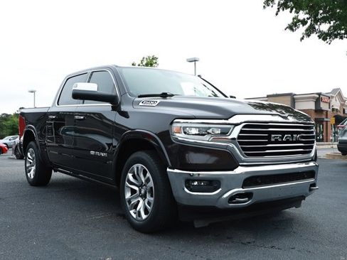 Used 2019 RAM 1500 Limited AWD/4WD image 3