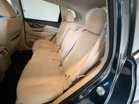 Used 2015 Nissan Rogue SV w/ SV Premium Package image 22