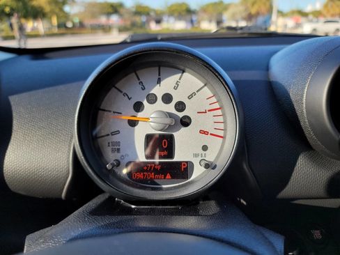 Used 2016 MINI Cooper Clubman image 16