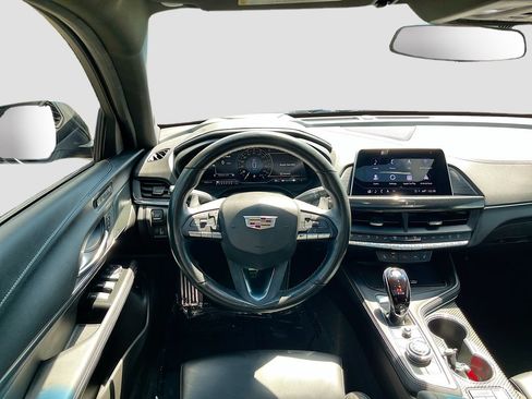 Used 2025 Genesis GV70 2.5T w/ Sport Prestige Package AWD/4WD image 23