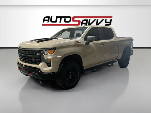 Used 2022 Chevrolet Silverado 1500 Custom Trail Boss AWD/4WD image 3