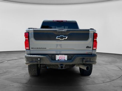 Used 2025 Chevrolet Silverado 2500 ZR2 w/ ZR2 Bison Edition AWD/4WD image 8